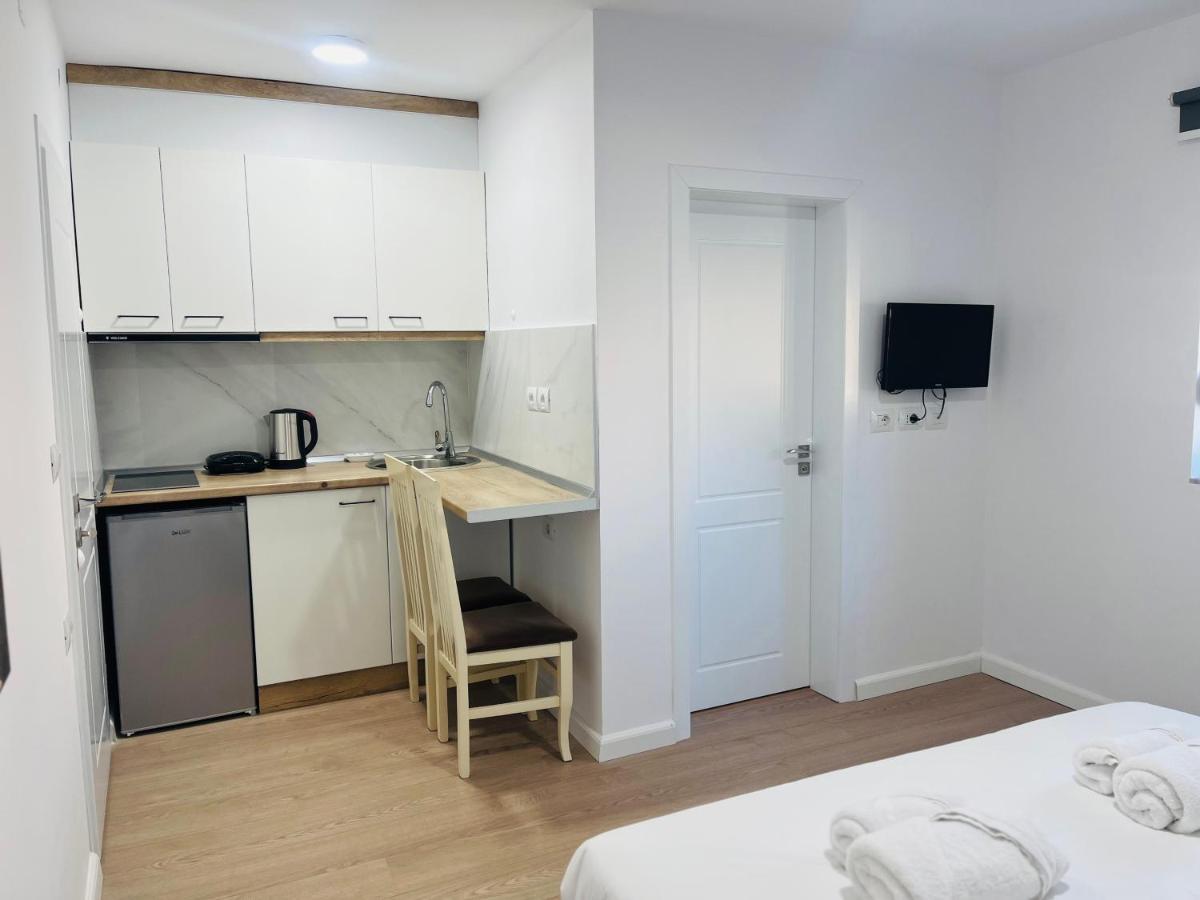 Viva Apartments Permet Ngoại thất bức ảnh